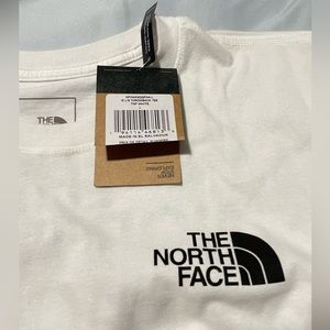 The North Face Long Sleeve Tee for Men. Large